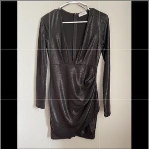 Shimmery Black lLong Sleeve Mini Dresz